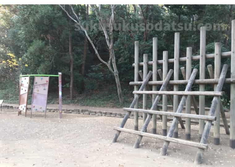 公園の遊具